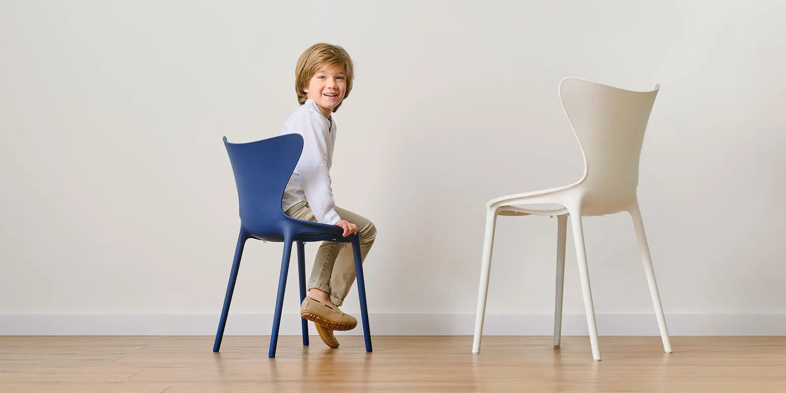 chaises-mobilier-enfants-contract-design-love-eugeni-quitllet-vondom (10) copie