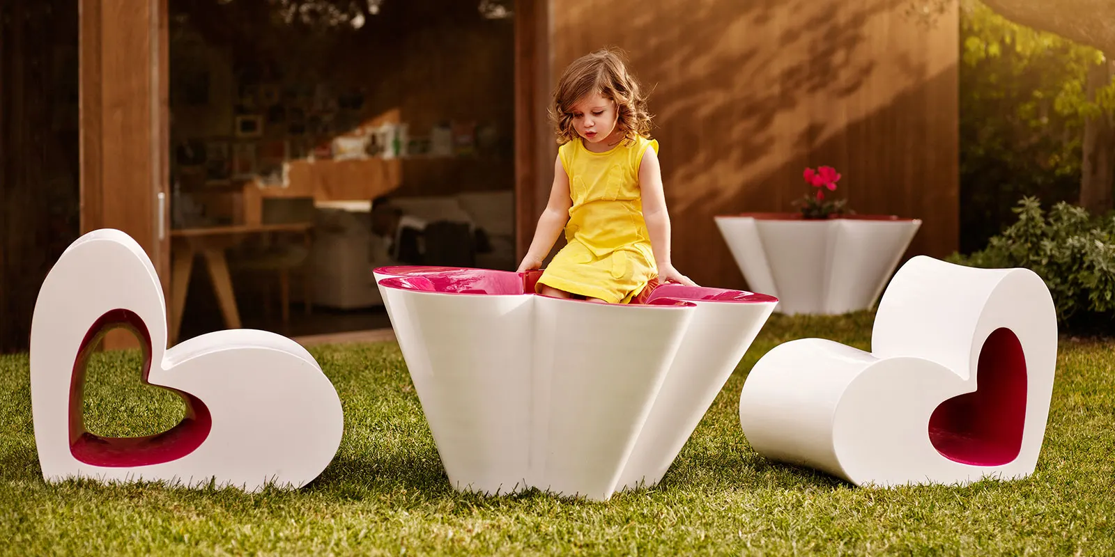 meubles-pour-enfants-jardin-dessin-chaise-potsdesign-agatharuizdelaprada-vondom-3 copie